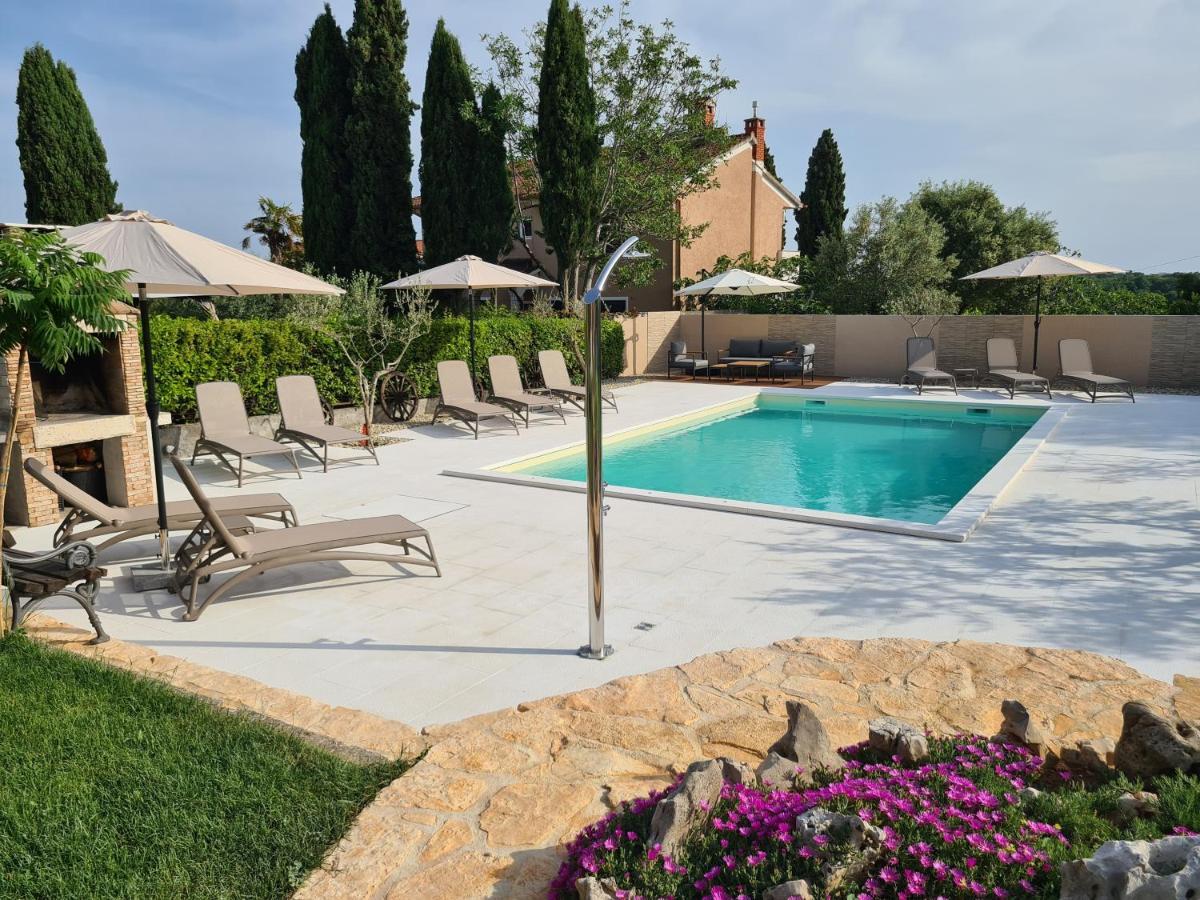 Apartmani Grzinic Rovinj Exterior photo