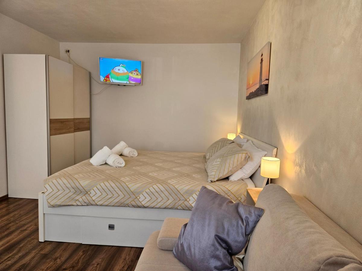 Apartmani Grzinic Rovinj Exterior photo
