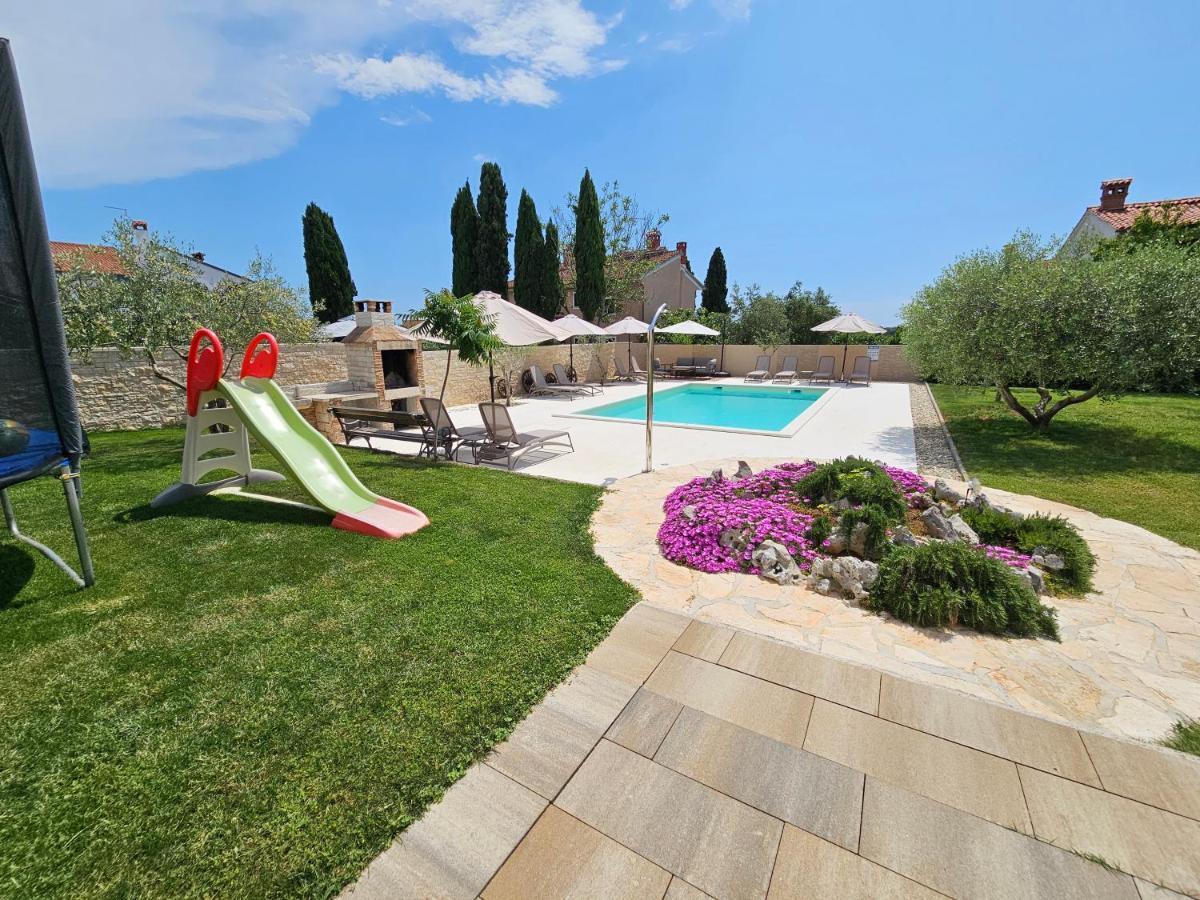 Apartmani Grzinic Rovinj Exterior photo