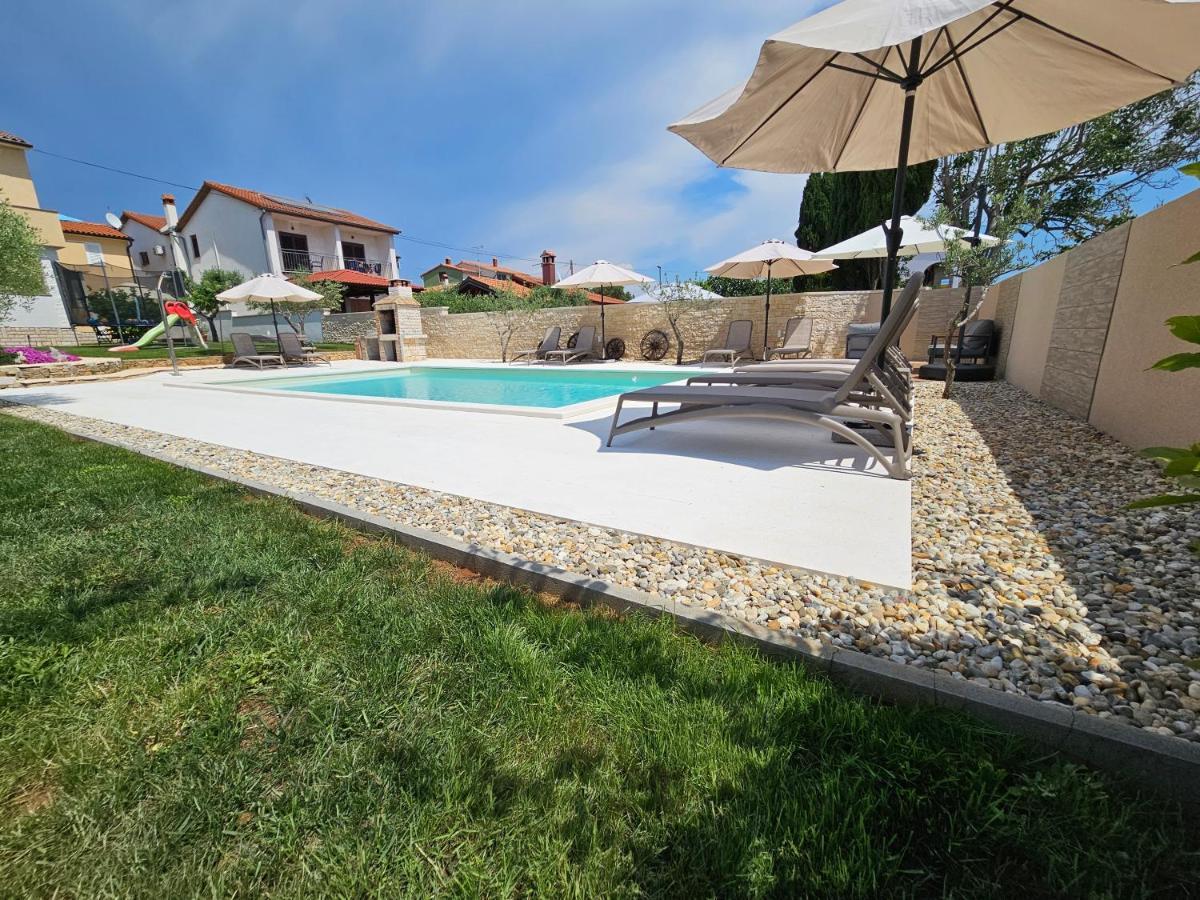 Apartmani Grzinic Rovinj Exterior photo