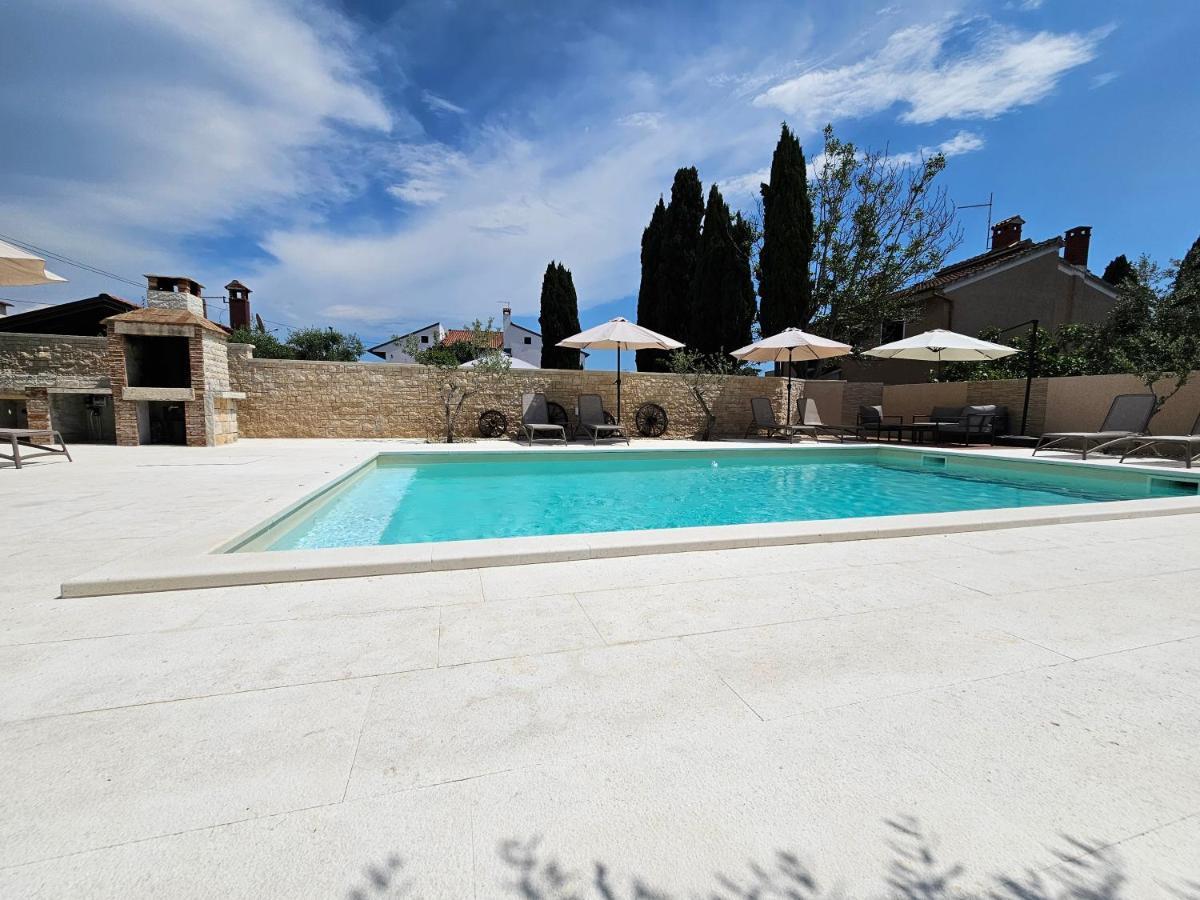 Apartmani Grzinic Rovinj Exterior photo