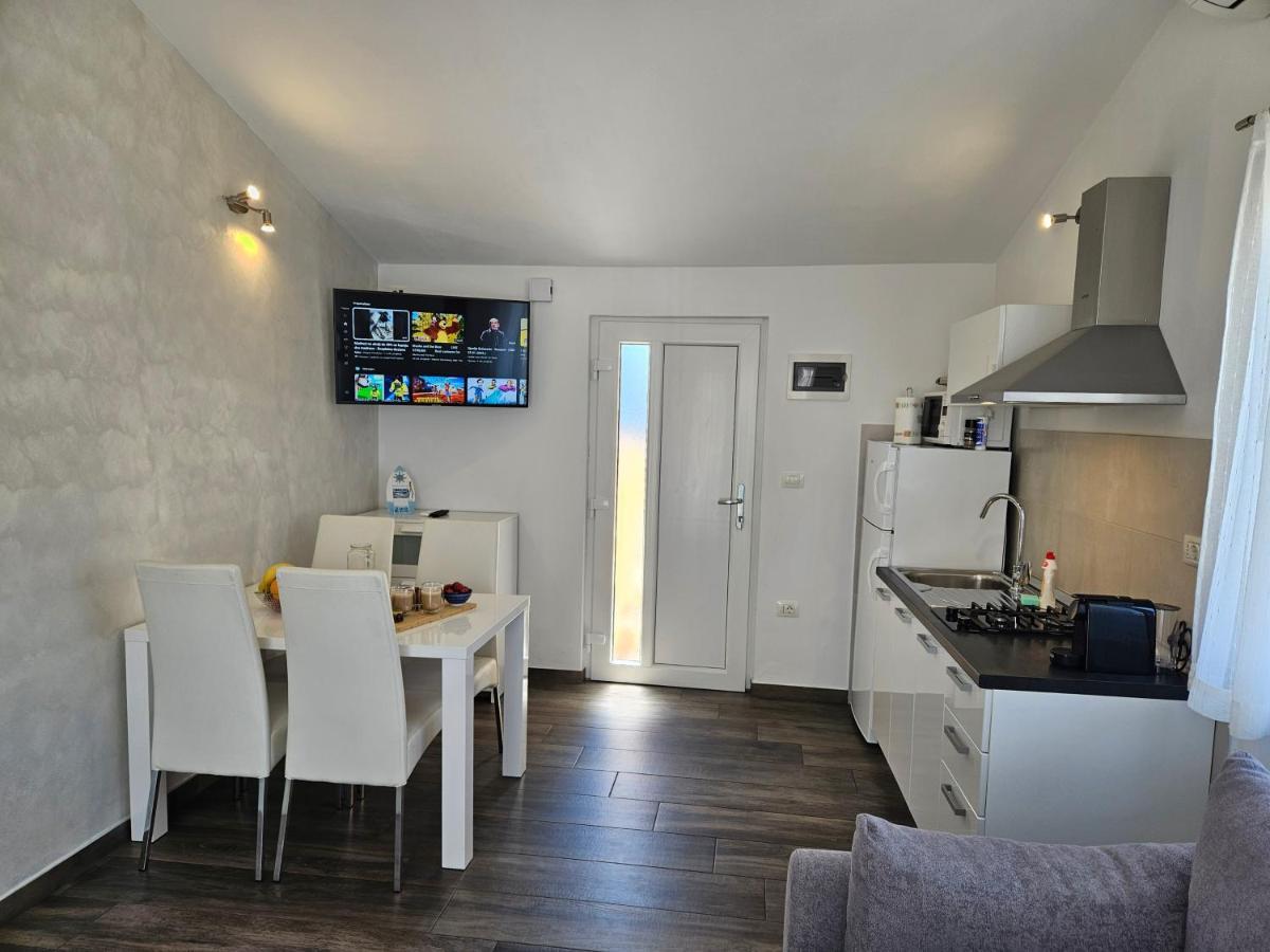 Apartmani Grzinic Rovinj Exterior photo