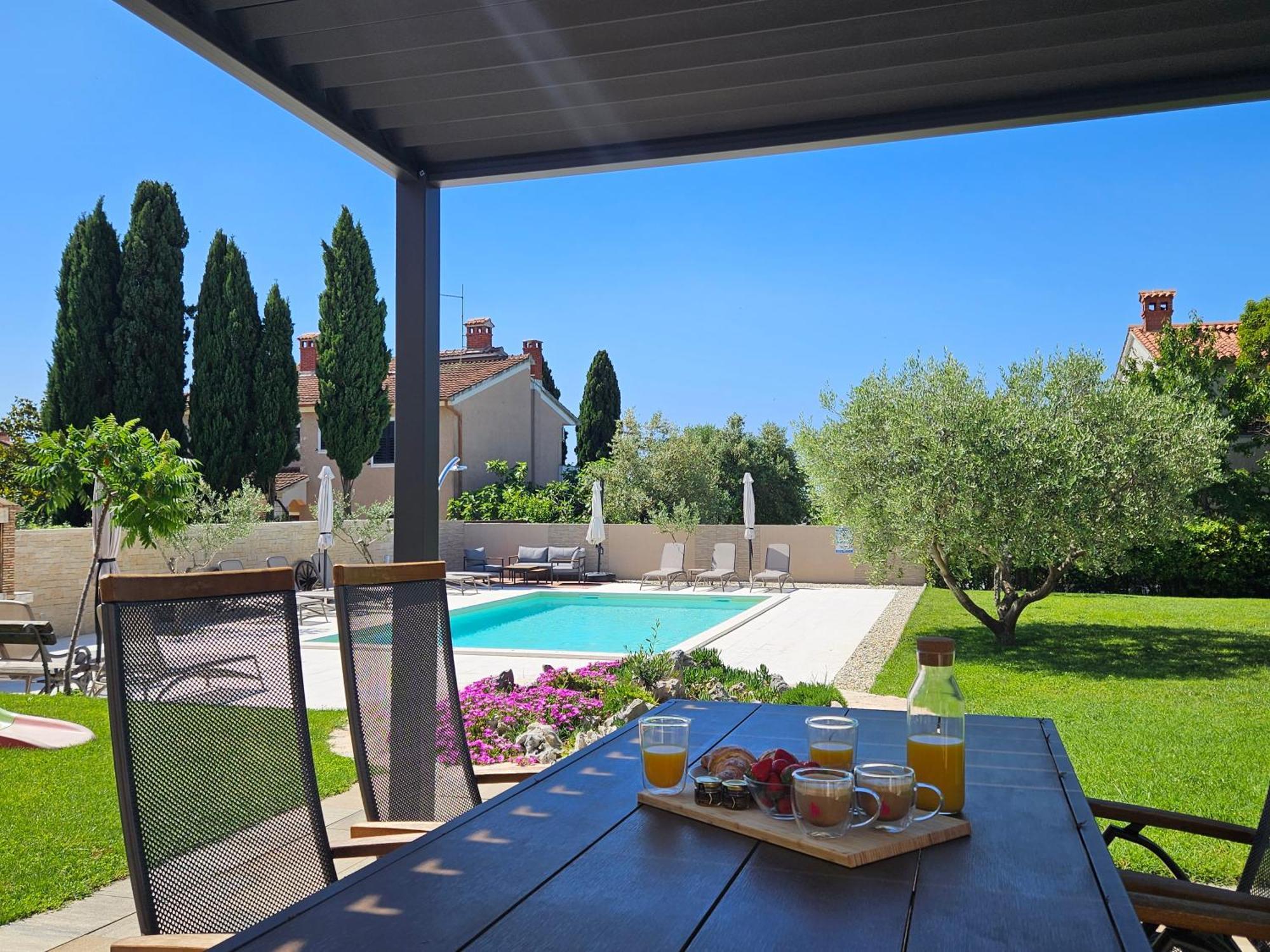 Apartmani Grzinic Rovinj Exterior photo